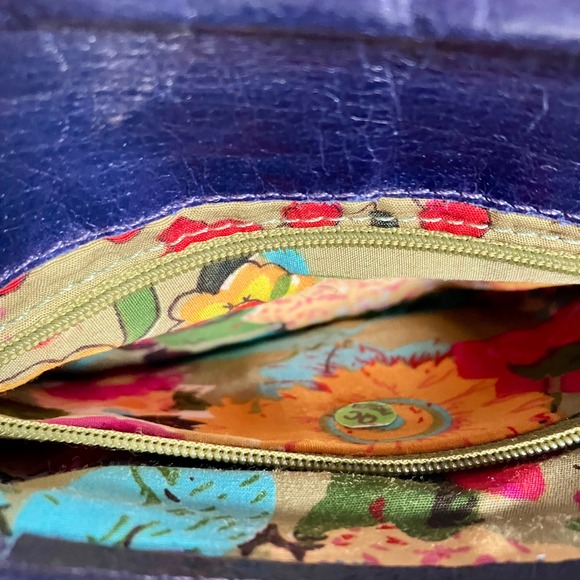 Latico Leather Wallet Navy Blue Brass Snap Closure Fold Over Floral Lining - Picture 4 of 6